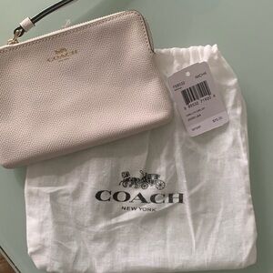 New coach wristlet
